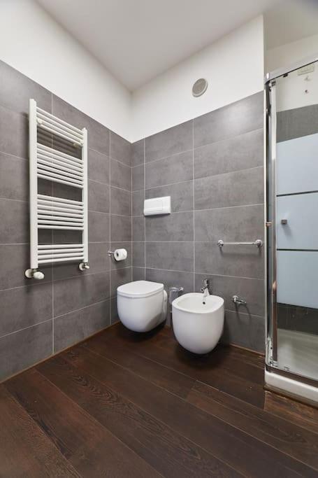 Apartment Large Navigli Mailand