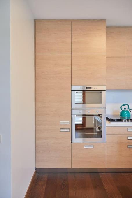 Large Navigli Apartment Mailand